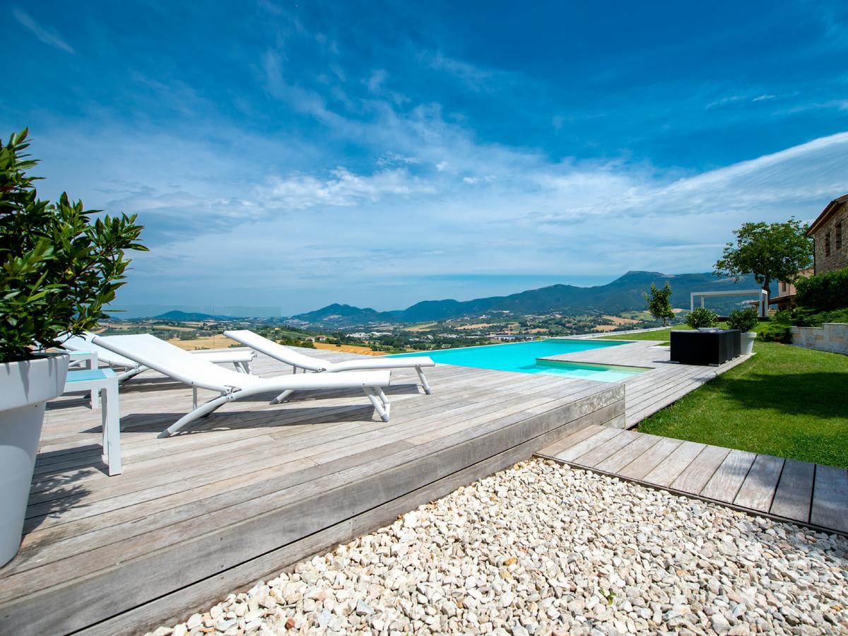 Serre Alte Landscape Luxury Rooms Matelica Exteriér fotografie